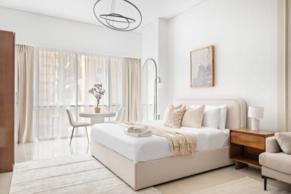 Na zdjęciu widoczny jest obiekt Silkhaus Modern Studio Near Silicon Central Mall położony w mieście Dubaj.