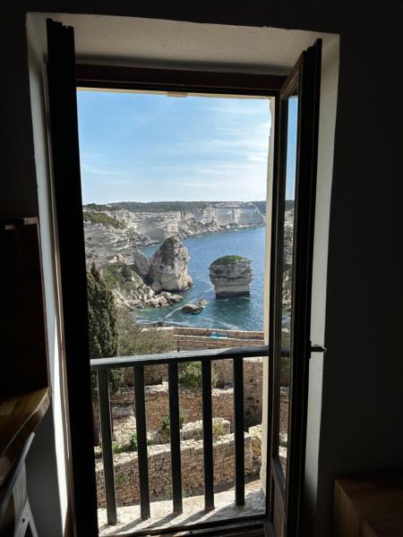 På billedet ses objektet Appartement U Diu Grossu beliggende i byen Bonifacio.