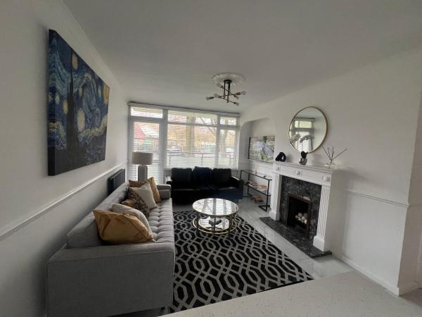 Clapham Oasis: Relax & Explore!, London