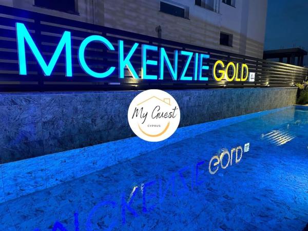 La photo montre l'objet MckenzieGold 59, Luxury 2-Bedroom Apartment by MyGuest Cyprus situé dans la ville de Iskele.
