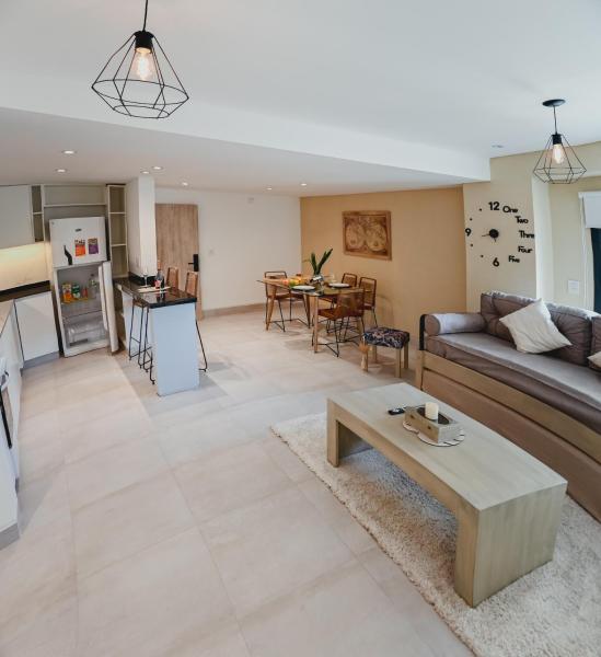 A la foto es mostra l'objecte Alcazar Suites Deluxe situat a la ciutat de Salta.