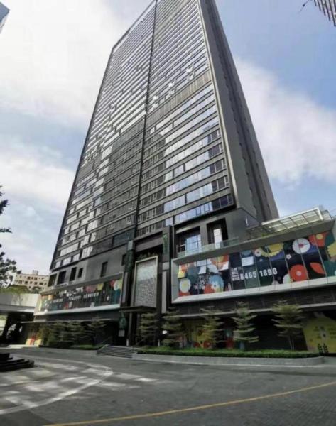 Na fotografii je vidět objekt Shenzhen Cloud Park Manhattan Hotel nacházející se ve městě Tiantangwei.