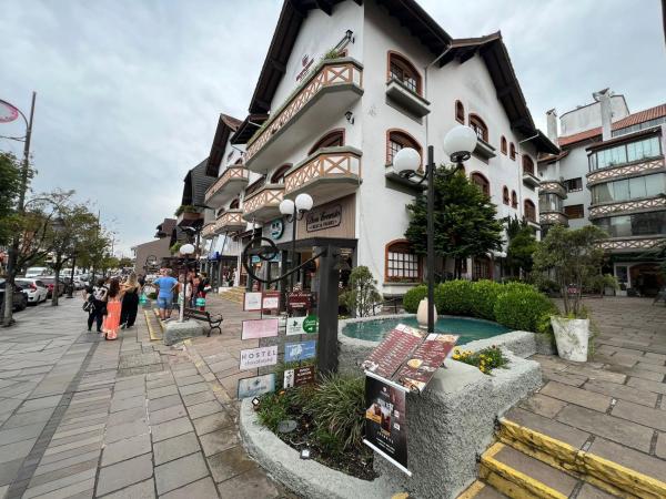 A la foto es mostra l'objecte Apartamento 4 dormitórios no coração de Gramado situat a la ciutat de Gramado.