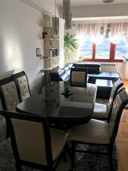 Nella foto è visibile l'oggetto Sunny Luxury Apartment 2BDR situato nella città di Bitola.