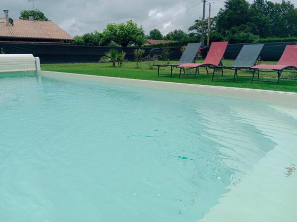 A la foto es mostra l'objecte MAISON 9 COUCHAGES AVEC PISCINE situat a la ciutat de Soustons.