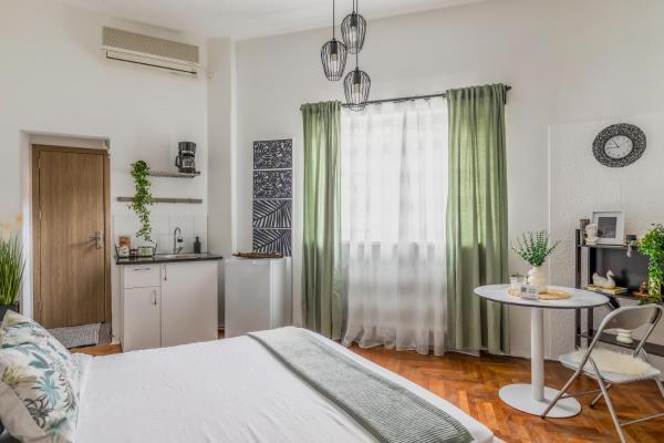 A la foto es mostra l'objecte Nightfall Escape - M&N Condos situat a la ciutat de Bucarest.