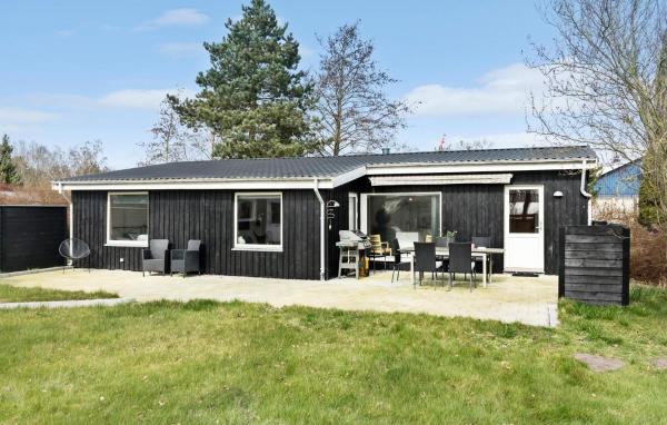 A la foto es mostra l'objecte 3 Bedroom Stunning Home In Rødby situat a la ciutat de Rødby.