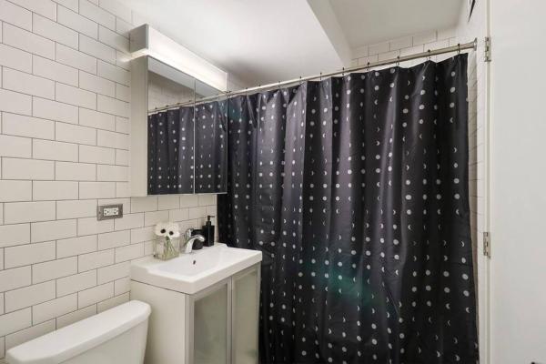 Foto 8: Warm & Elegant Studio Apt in Chicago - Algonquin 02-009A