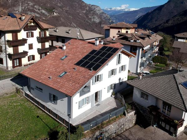 Na fotografii je vidět objekt Nuovo apertura - Casa FELIX nacházející se ve městě Ledro.