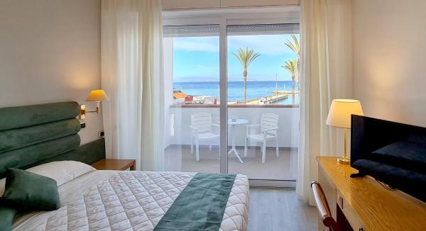 A la foto es mostra l'objecte Hotel Levante - Isola d'Elba situat a la ciutat de Cavo.