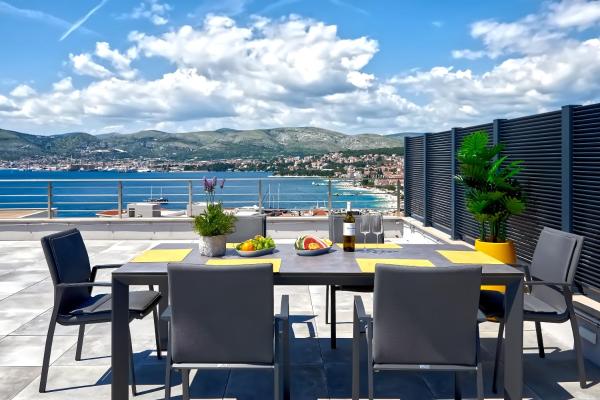 Penthouse Z Basenem I Widokiem Na Morze - Okrug Gornji
