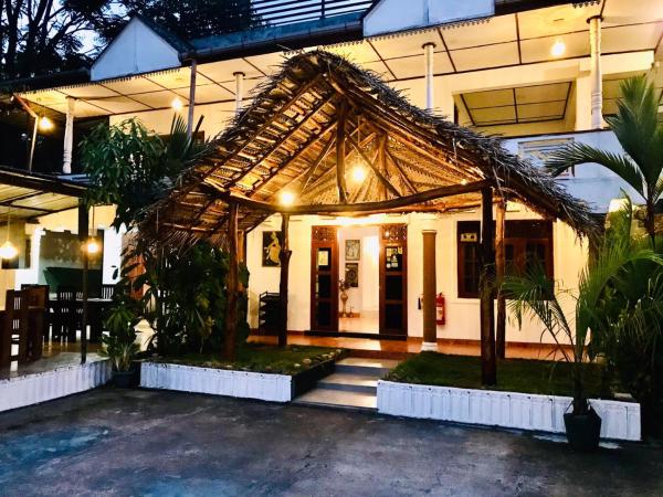 Na zdjęciu widoczny jest obiekt Ella Jayamali Holiday Pavilion położony w mieście Ella.