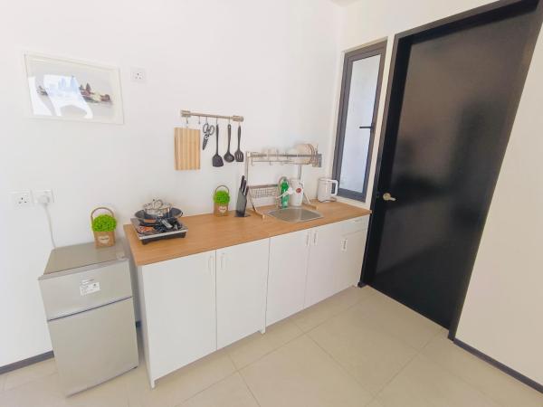 Bild 6: Infinity Pool, Georgetown, Up to 11 Pax, 2 Bedrooms, 2 Bathrooms, 2 Car Parks by Star Home