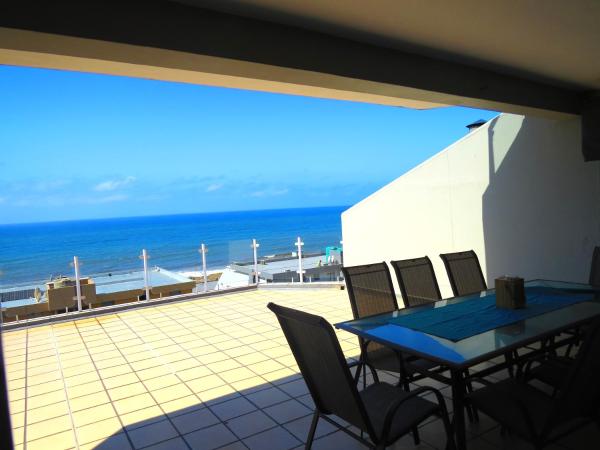A la foto es mostra l'objecte 5 Manaba Breeze, Uvongo situat a la ciutat de Margate.