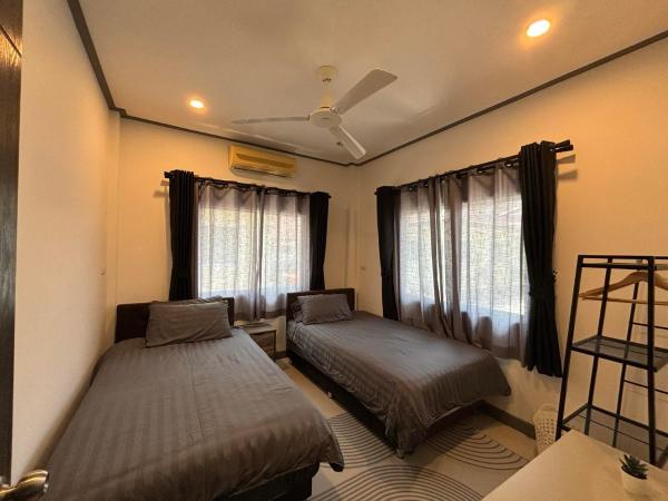 3 Bedroom, 3 Bathroom House, Phuket Town, Thailand - Provincia de Phuket