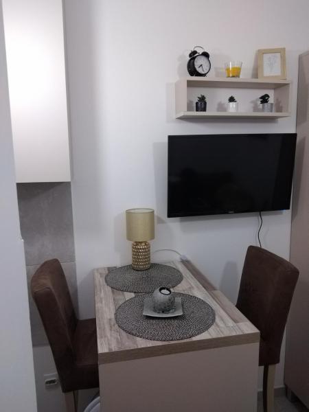 Na fotografii je vidět objekt Studio vitez nacházející se ve městě Mirijevo.