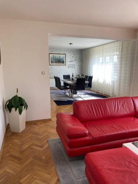 A la foto es mostra l'objecte Astralis Factory Apartments- FLY situat a la ciutat de Ščitarjevo.