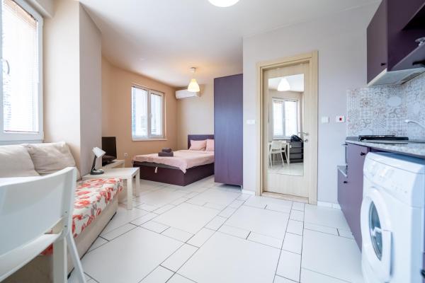 Na fotografii je vidět objekt Funky apartment in Studentski Grad nacházející se ve městě Sofie.