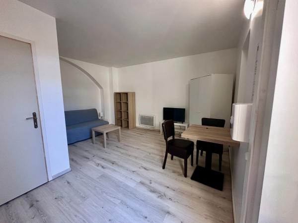 A la foto es mostra l'objecte 02 Studio Immeuble Le GD situat a la ciutat de Hatrize.