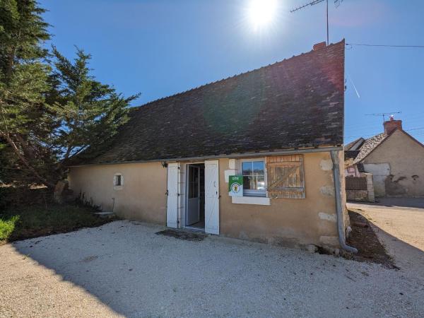 A la foto es mostra l'objecte Maison de campagne avec jardin près d'Abbaye de Fontgombault et station thermale La Roche-Posay - FR-1-591-110 situat a la ciutat de Douadic.