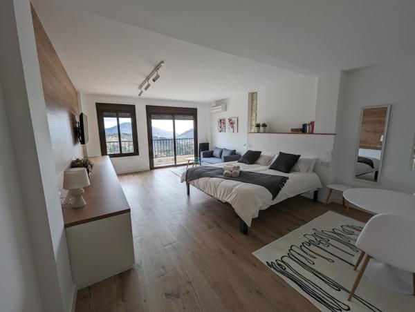 Nella foto è visibile l'oggetto Apartamentos Turísticos Isa i Toni situato nella città di Sella.