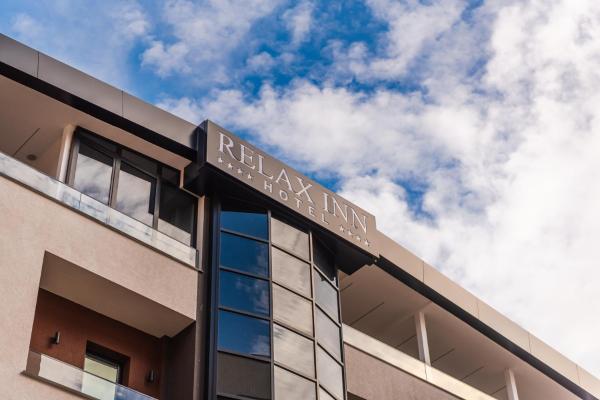 På billedet ses objektet Relax Inn Hotel Durres beliggende i byen Durrës.