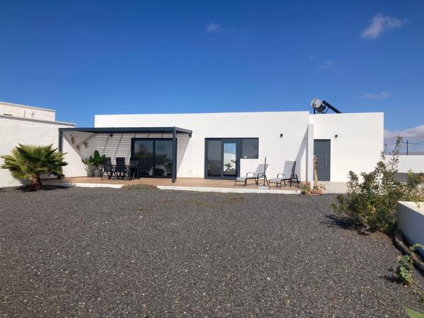 A la foto es mostra l'objecte Villa Chona situat a la ciutat de El Cuchillo.