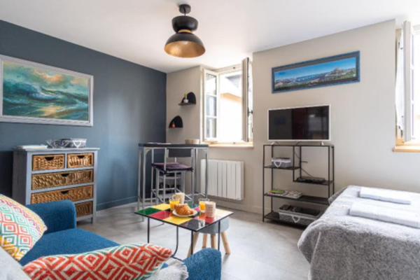 A la foto es mostra l'objecte Norman studio in city center situat a la ciutat de Honfleur.