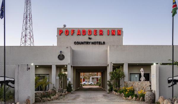 写真にはPofadder市にあるPofadder Innが写っています。