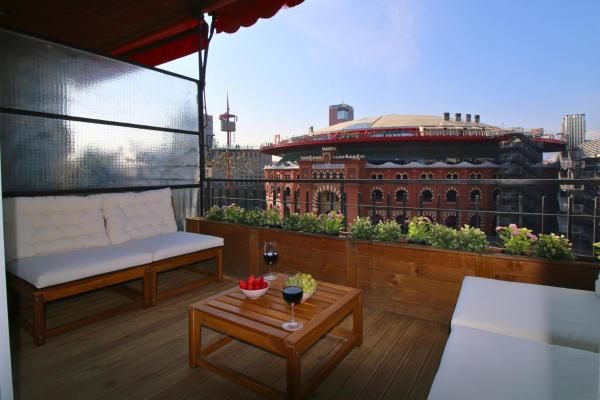 Beautiful apartment in the center equipped for 7, Barcelona