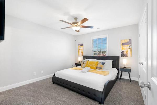Billede 6: Make Lemonade in luxury w king bed and free parking plus 40 minutes to Nashville