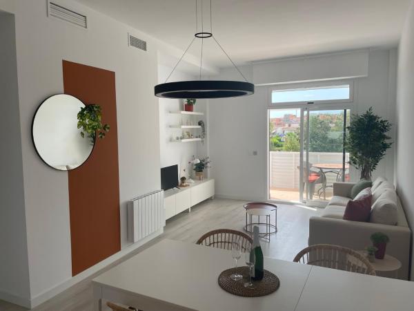 Na fotografii je vidět objekt Lichtrijk appartement 400m van de zee met zwembad. nacházející se ve městě Vera.