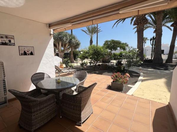 Casa Mo, 2 Bedroom Apartment Close To The Beach - Puerto del Carmen