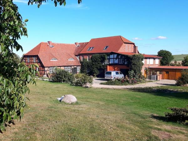 In The Old Manor House - Mecklenburgische Seenplatte
