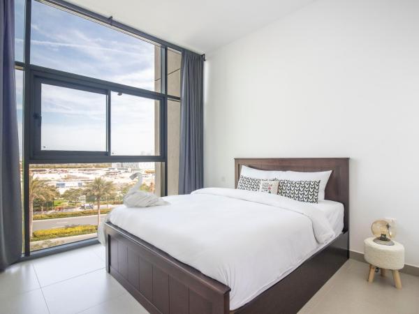 A la foto es mostra l'objecte Luxury 1BR Getaway: Steps from Dubai Hills Park situat a la ciutat de Dubai.