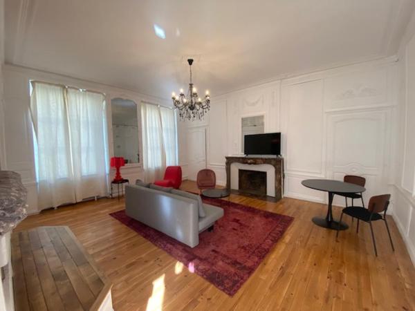 A la foto es mostra l'objecte L'enclave intime situat a la ciutat de Amiens.