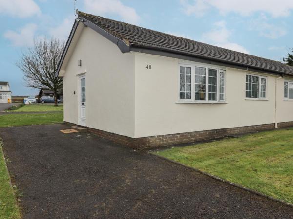 A la foto es mostra l'objecte 48 Gower Holiday Village situat a la ciutat de Knelston.