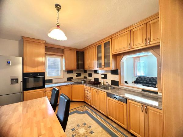 På billedet ses objektet Sweet Home With Garden beliggende i byen Breza.