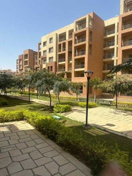 Apartament 2 Habitacions — 96 m² - شقة فندقية مفروشة B8 مدينتي