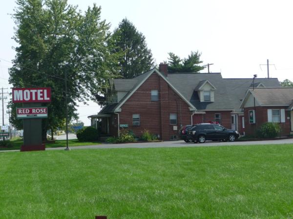 A la foto es mostra l'objecte Red Rose Motel situat a la ciutat de York Haven.