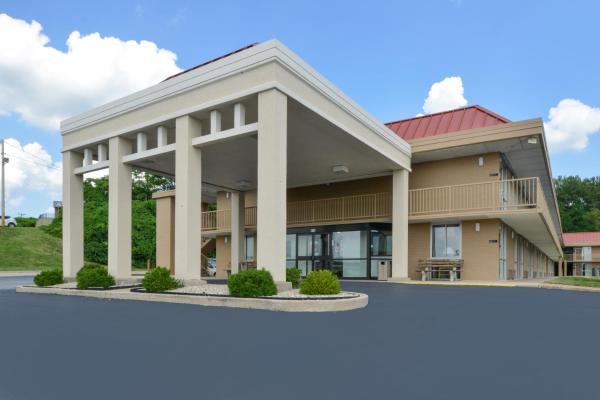 A la foto es mostra l'objecte Americas Best Value Inn - Collinsville / St. Louis situat a la ciutat de Collinsville.