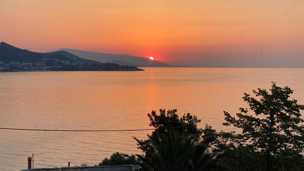 A la foto es mostra l'objecte Blue Crystal View situat a la ciutat de Kavala.