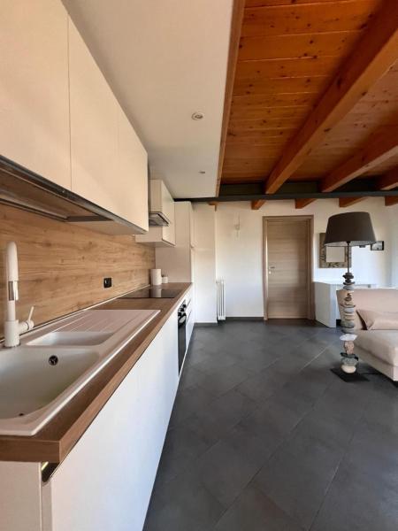 La photo montre l'objet Grazioso appartamento 1 situé dans la ville de Aoste.