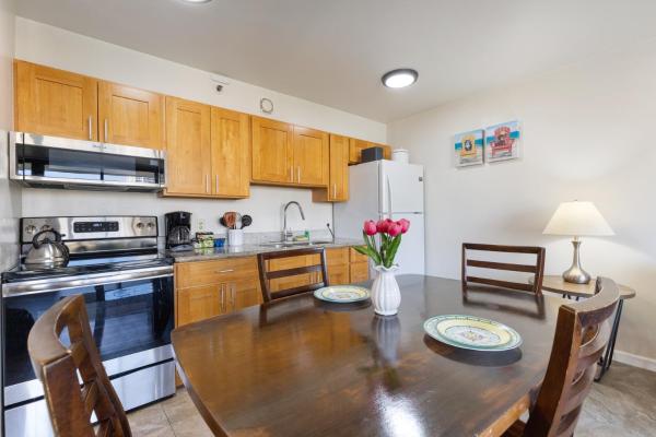 Billede 5: Light & Airy 8th Floor Ocean View Condo with Lanai condo