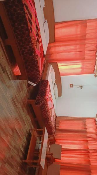 A la foto es mostra l'objecte Unique guest house situat a la ciutat de Srinagar.