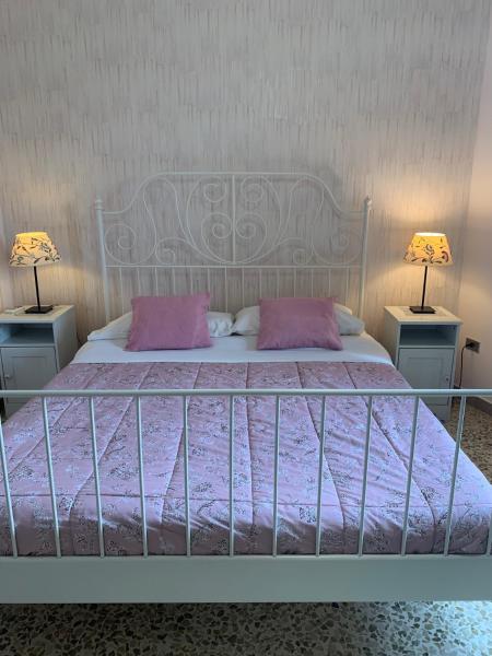 Na fotografii je vidět objekt Luna Piena B&B nacházející se ve městě Lecce.