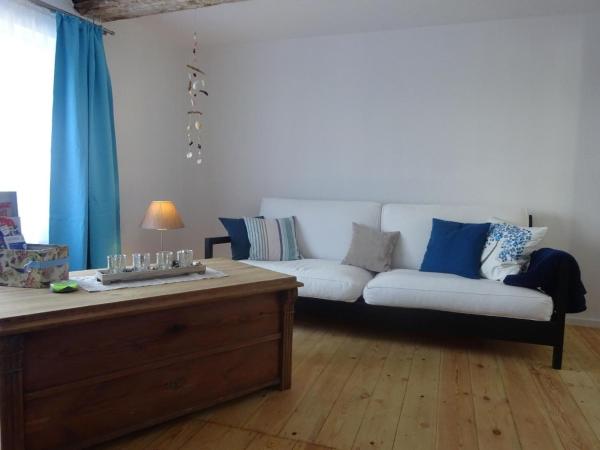 A la foto es mostra l'objecte Modernes und gemütliches Ferienhaus mit Innenhof situat a la ciutat de Sauzin.