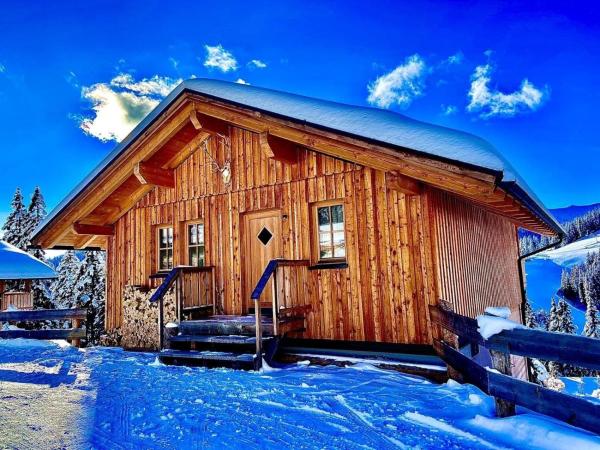 Kuva 6: Jagdhütte mit Kaminofen und Sauna