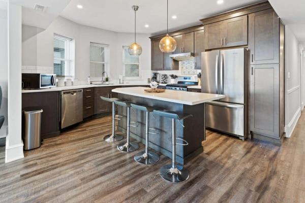 Steps From The Beach Spacious Modern 4br 2ba Apt - New Jersey