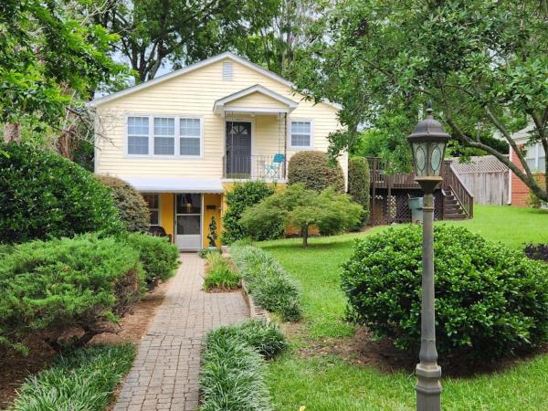 Nella foto è visibile l'oggetto Homey 4BR in Earlewood situato nella città di Columbia.